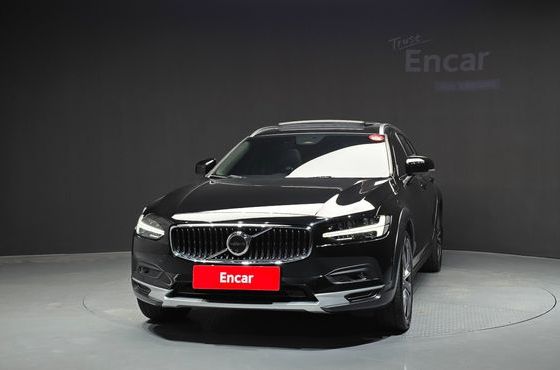 Volvo V90 B5 Ultimate AWD — пробег 54 700 км — фото 3 из 5