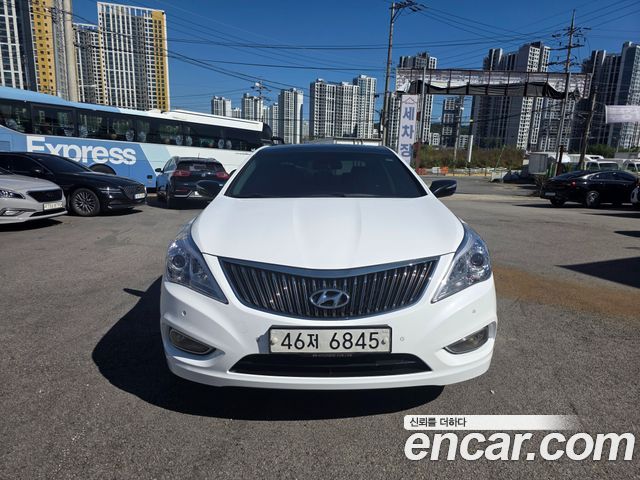 Hyundai Grandeur Premium — пробег 124 142 км — фото 3 из 5