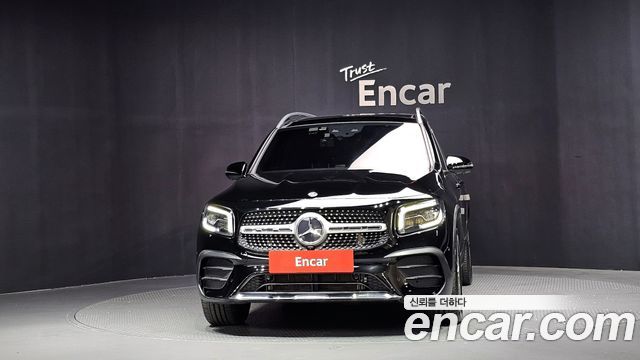 Mercedes-Benz GLB-Class GLB250 4MATIC — пробег 53 301 км — фото 3 из 5