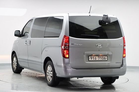 Hyundai Starex Van 3-Seater Smart — пробег 75 162 км — фото 4 из 5