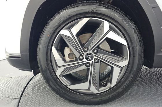 Hyundai Tucson Gasoline 1.6 Turbo 2WD Inspiration — пробег 63 285 км — фото 5 из 5