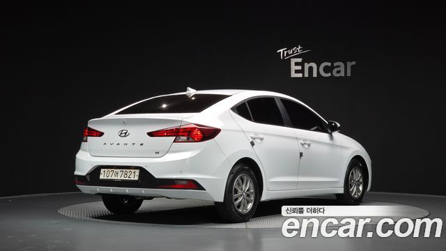 Hyundai AVANTE из Кореи Encar