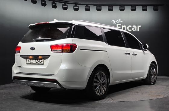 Kia Carnival 9-seater Prestige — пробег 183 685 км — фото 2 из 5
