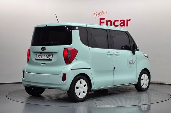 Kia RAY EV — пробег 69 958 км — фото 2 из 5