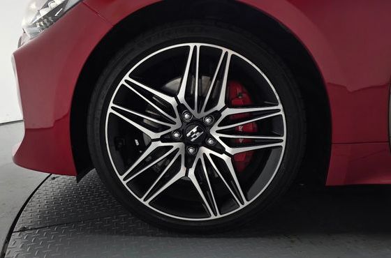 Kia Stinger 3.3 GT AWD Masters Turbo Package — пробег 80 012 км — фото 5 из 5