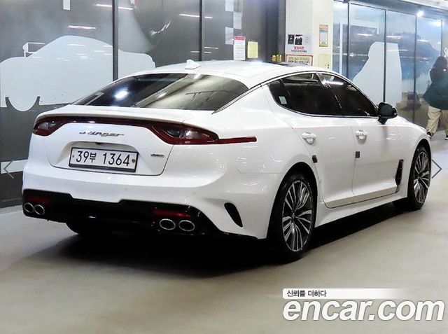 Kia Stinger 2.0 Turbo AWD Dream Edition — пробег 163 597 км — фото 4 из 5