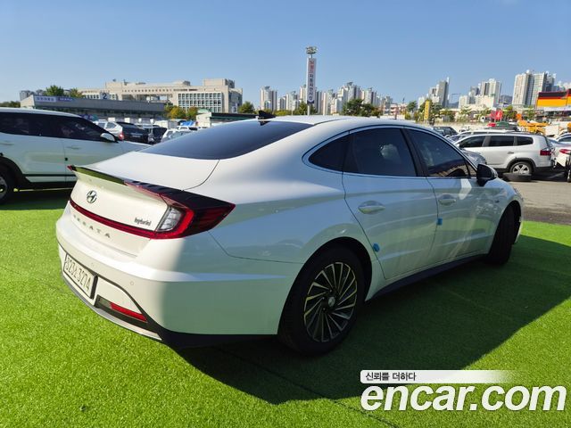 Hyundai Sonata 2.0 Premium Family — пробег 145 182 км — фото 3 из 5