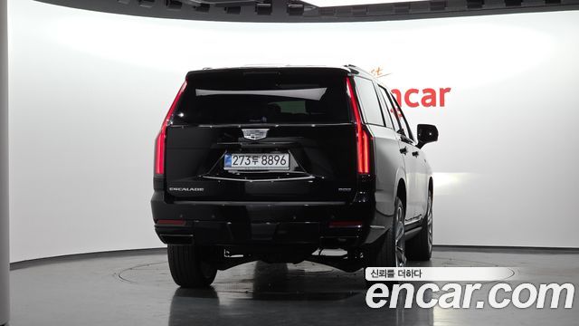Cadillac Escalade 6.2 Sports Platinum — пробег 1 979 км — фото 4 из 5