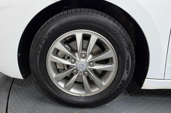 Hyundai AVANTE 1.6 Smart — пробег 90 146 км — фото 5 из 5