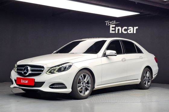 Mercedes-Benz E-Class E220 Bluetec Avantgarde — пробег 206 727 км — фото 1 из 5