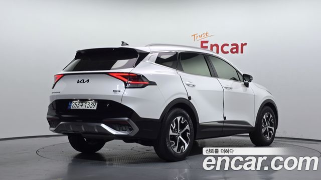 Kia Sportage Signature 2WD — пробег 66 722 км — фото 2 из 5