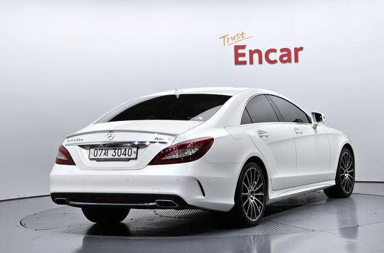 Mercedes-Benz CLS-Class CLS250 d 4MATIC AMG Line — пробег 48 573 км — фото 2 из 5