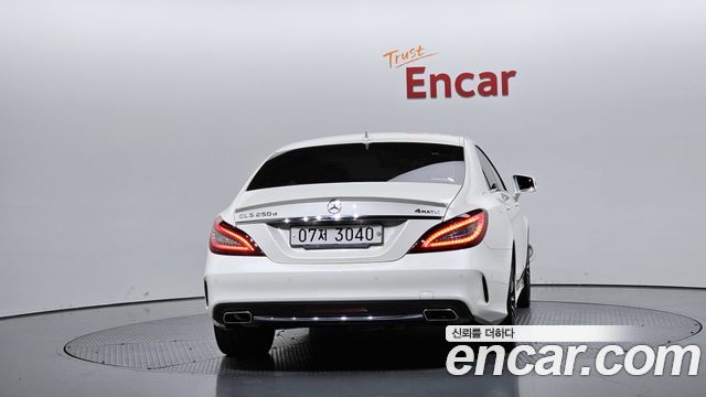 Mercedes-Benz CLS-Class CLS250 d 4MATIC AMG Line — пробег 48 573 км — фото 4 из 5