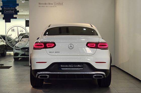Mercedes-Benz GLC-Class GCL300 4MATIC Coupe — пробег 21 585 км — фото 4 из 5
