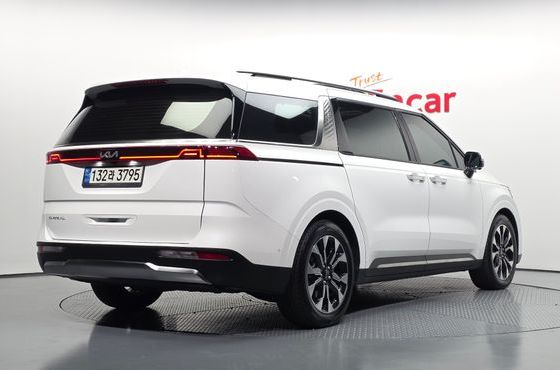 Kia Carnival Gasoline 7-Seater Signature — пробег 120 187 км — фото 2 из 5