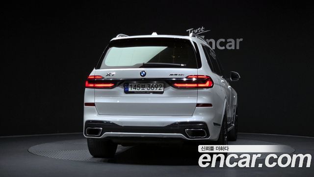 BMW X7 xDrive 40i M Sport 6STR — пробег 133 442 км — фото 4 из 5
