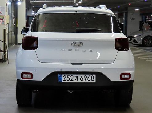 Hyundai Venue 1.6 Flux — пробег 6 352 км — фото 5 из 5