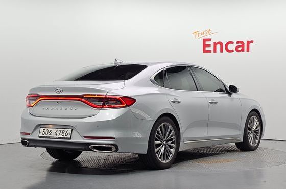 Hyundai Grandeur 2.4 Premium Special — пробег 214 681 км — фото 2 из 5