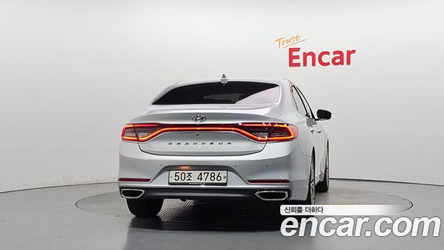 Hyundai Grandeur из Кореи Encar
