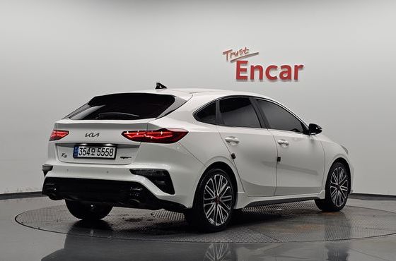 Kia K3 1.6 Turbo GT 5Door Signature — пробег 68 961 км — фото 2 из 5