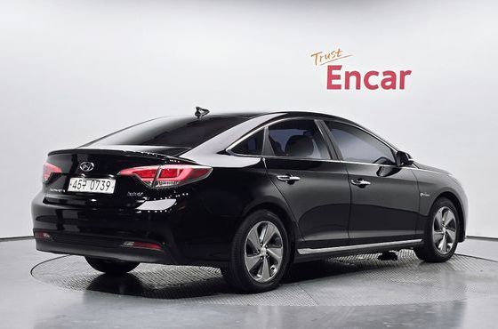 Hyundai Sonata 2.0 HEV Premium — пробег 136 652 км — фото 2 из 5