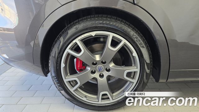 Maserati Levante 3.0 AWD GranSport — пробег 54 287 км — фото 5 из 5