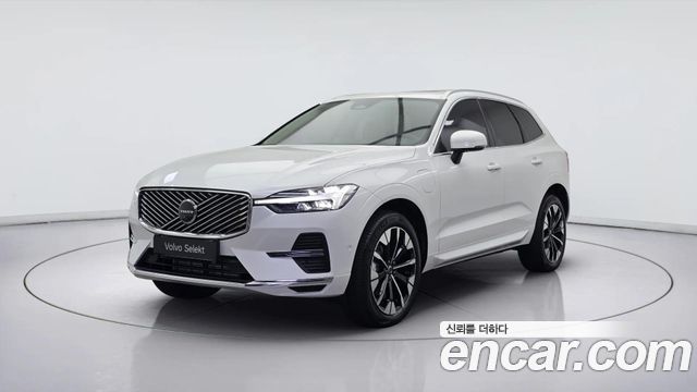 Volvo XC60 T8 Ultra Bright — пробег 1 555 км — фото 1 из 5