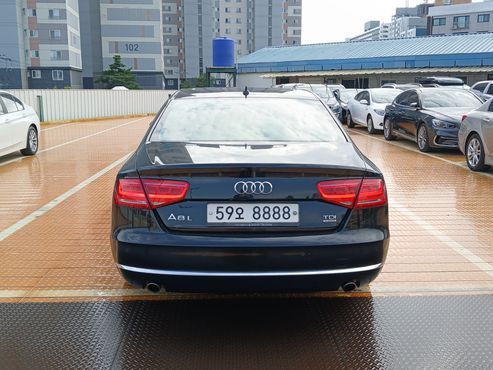 Audi A8 3.0 TDI Quattro LWB D4 — пробег 249 000 км — фото 5 из 5