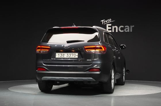 Kia Sorento Diesel 2.0 2WD Prestige — пробег 194 013 км — фото 4 из 5