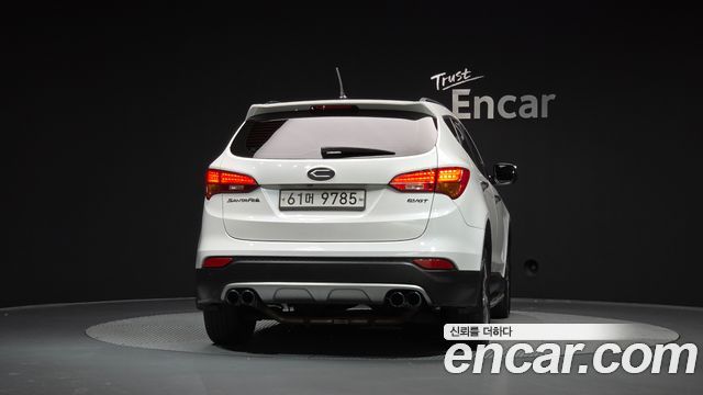 Hyundai Santafe Diesel(e-VGT) 2.0 2WD Premium — пробег 121 694 км — фото 4 из 5