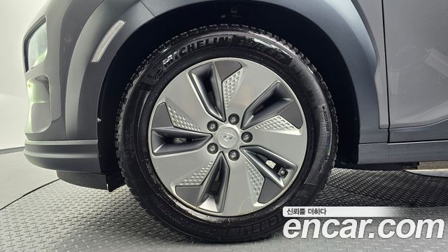 Hyundai Kona Premium — пробег 145 850 км — фото 5 из 5