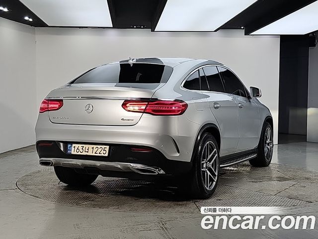 Mercedes-Benz GLE-Class GLE350 d 4MATIC Coupe — пробег 195 678 км — фото 4 из 5