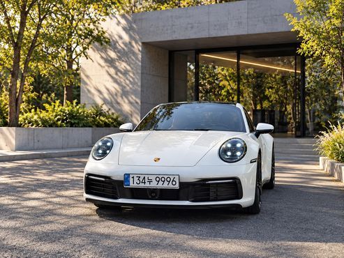 Porsche 911 Carrera — пробег 8 250 км — фото 3 из 5