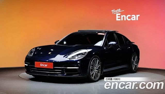 Porsche Panamera 3.0 AWD — пробег 75 218 км — фото 1 из 5