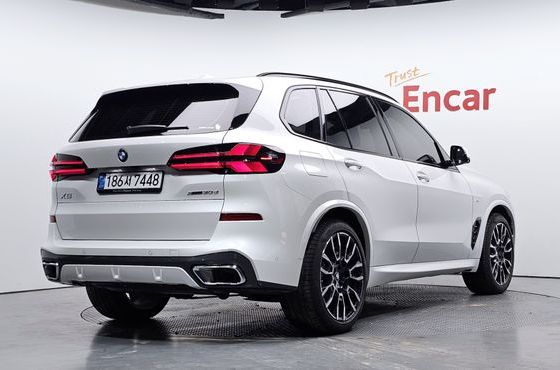 BMW X5 xDrive 30d M Sport — пробег 6 560 км — фото 2 из 5