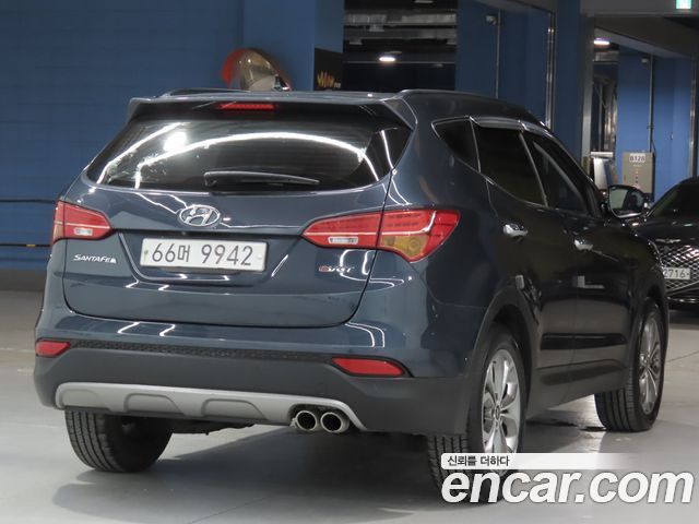 Hyundai Santafe Diesel(e-VGT) 2.0 2WD Exclusive — пробег 188 489 км — фото 4 из 5