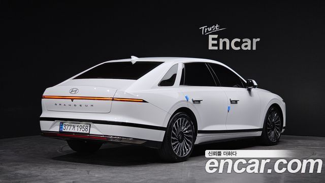 Hyundai Grandeur Calligraphy — пробег 70 736 км — фото 2 из 5
