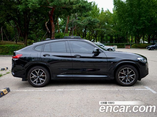 BMW X4 xDrive20i M Sports Pro — пробег 77 500 км — фото 4 из 5