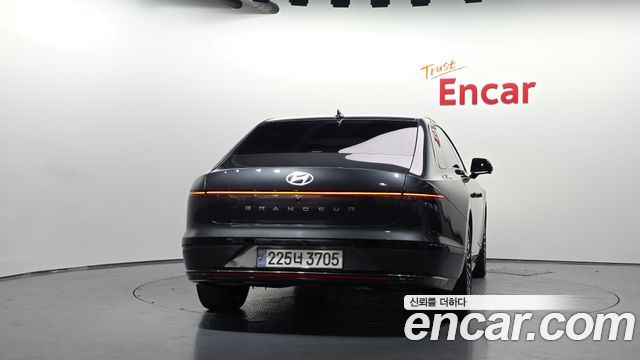 Hyundai Grandeur Calligraphy — пробег 86 425 км — фото 4 из 5