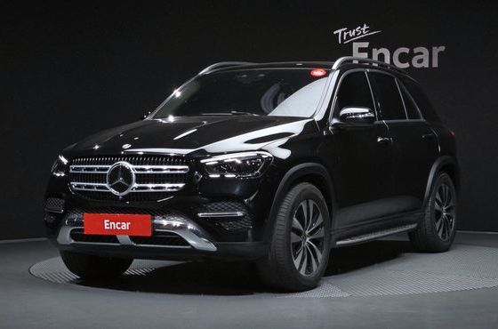 Mercedes-Benz GLE-Class GLE300d 4MATIC — пробег 26 714 км — фото 1 из 5