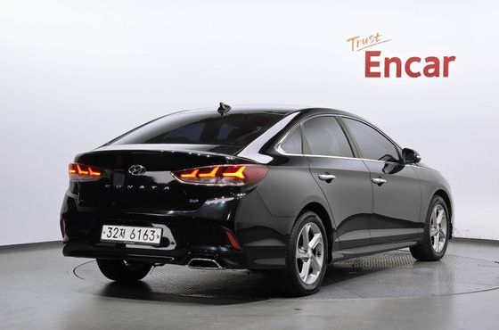 Hyundai Sonata 2.0 Smart — пробег 97 466 км — фото 2 из 5