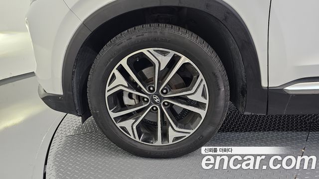 Hyundai Santafe Diesel 2.2 4WD Prestige — пробег 216 449 км — фото 5 из 5