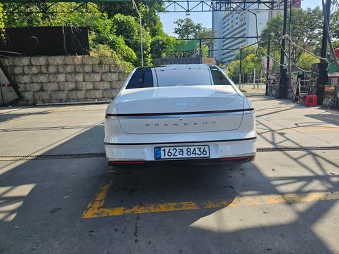 Hyundai Grandeur Caligraphy — пробег 2 279 км — фото 5 из 5