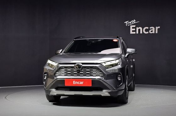 Toyota RAV4 2,5 4WD Hybrid LTD — пробег 25 409 км — фото 3 из 5