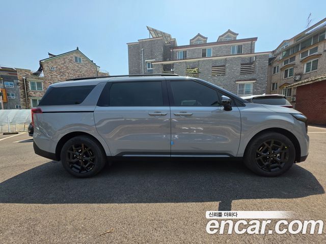 Kia Carnival Hev 9 Seater X Line — пробег 2 785 км — фото 2 из 5