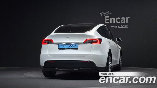 Tesla Model Y RWD — пробег 37 105 км — фото 4 из 5