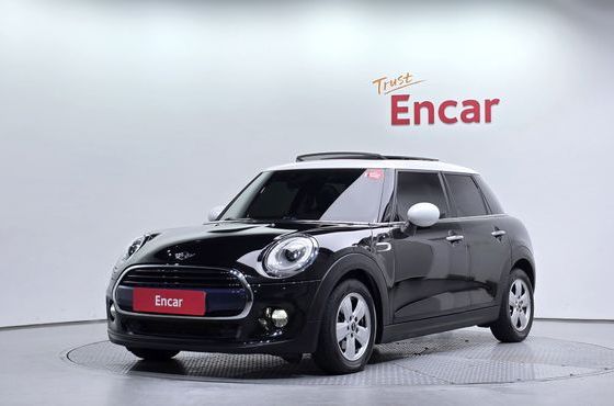 Mini Cooper 5Door Mid 3rd — пробег 91 787 км — фото 1 из 5