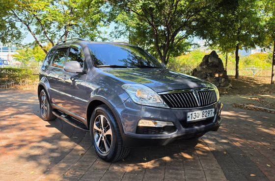 Ssangyong Rexton 2.2 4WD RX7 Luxury — пробег 53 272 км — фото 1 из 5