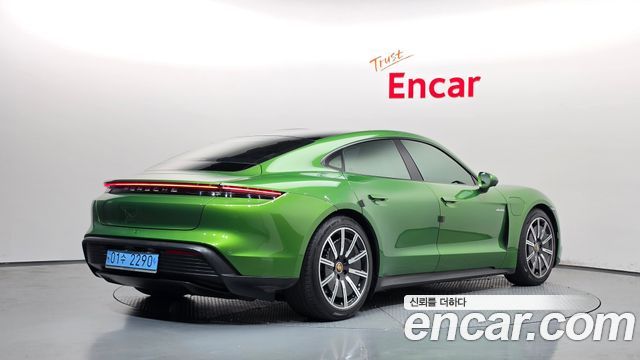Porsche Taycan Base — пробег 96 620 км — фото 2 из 5