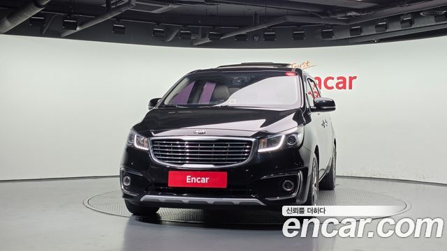 Kia Carnival 9-seater Noblesse — пробег 251 683 км — фото 3 из 5
